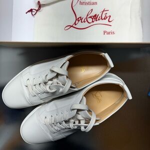 Louboutin - Junior Flat - Calf White - 43